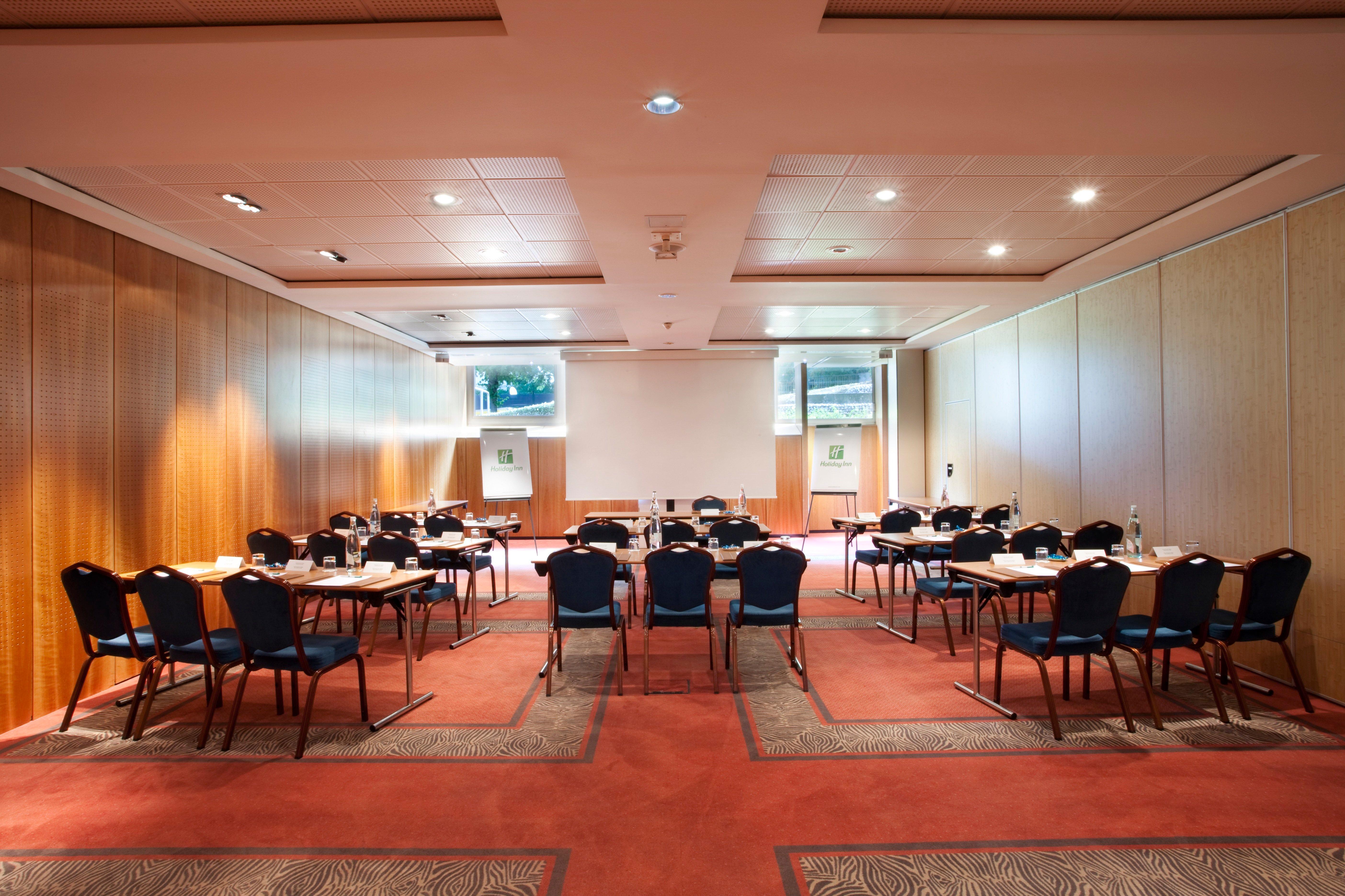 מלון Doubletree By Hilton Paris Bougival מראה חיצוני תמונה