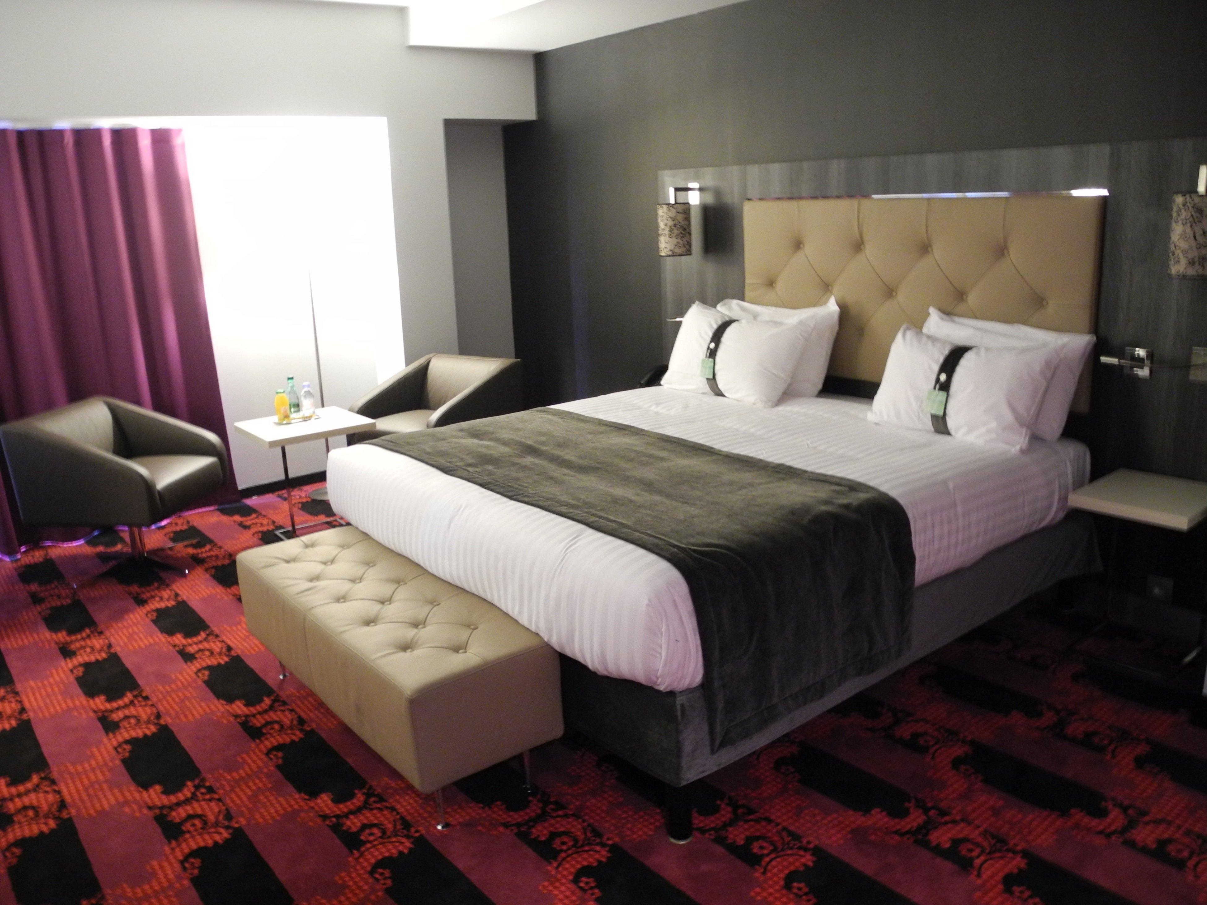 מלון Doubletree By Hilton Paris Bougival מראה חיצוני תמונה