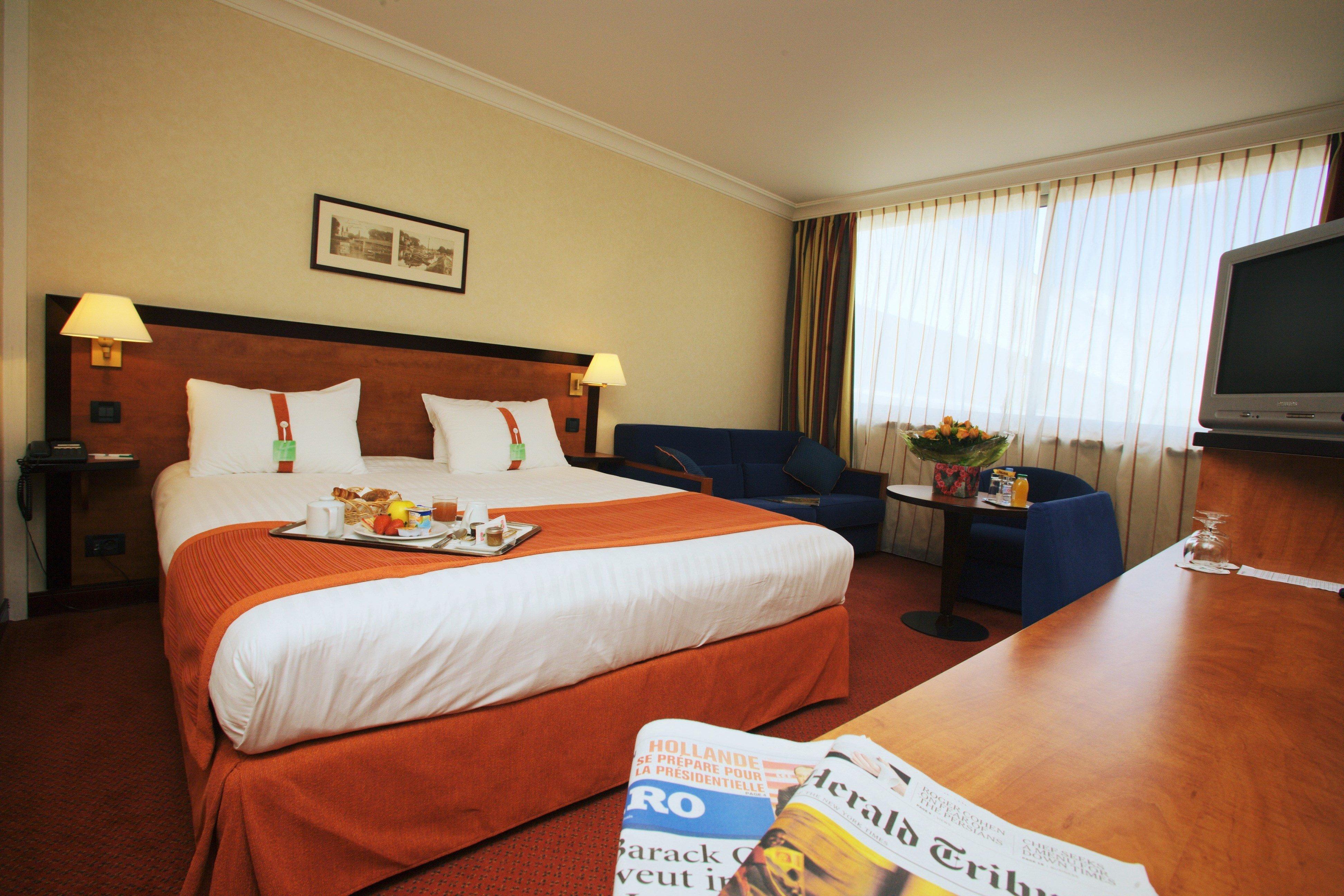 מלון Doubletree By Hilton Paris Bougival מראה חיצוני תמונה