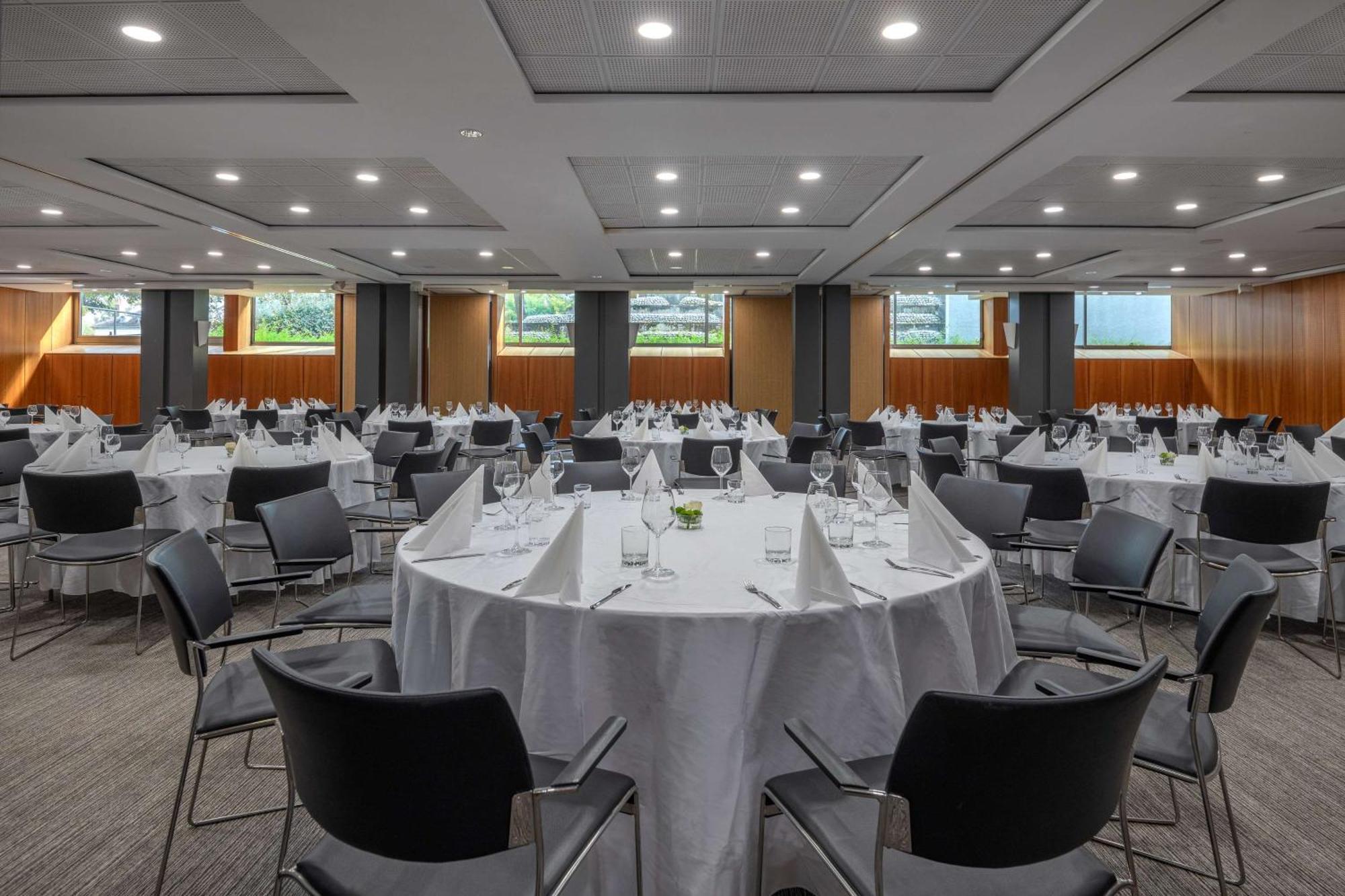 מלון Doubletree By Hilton Paris Bougival מראה חיצוני תמונה