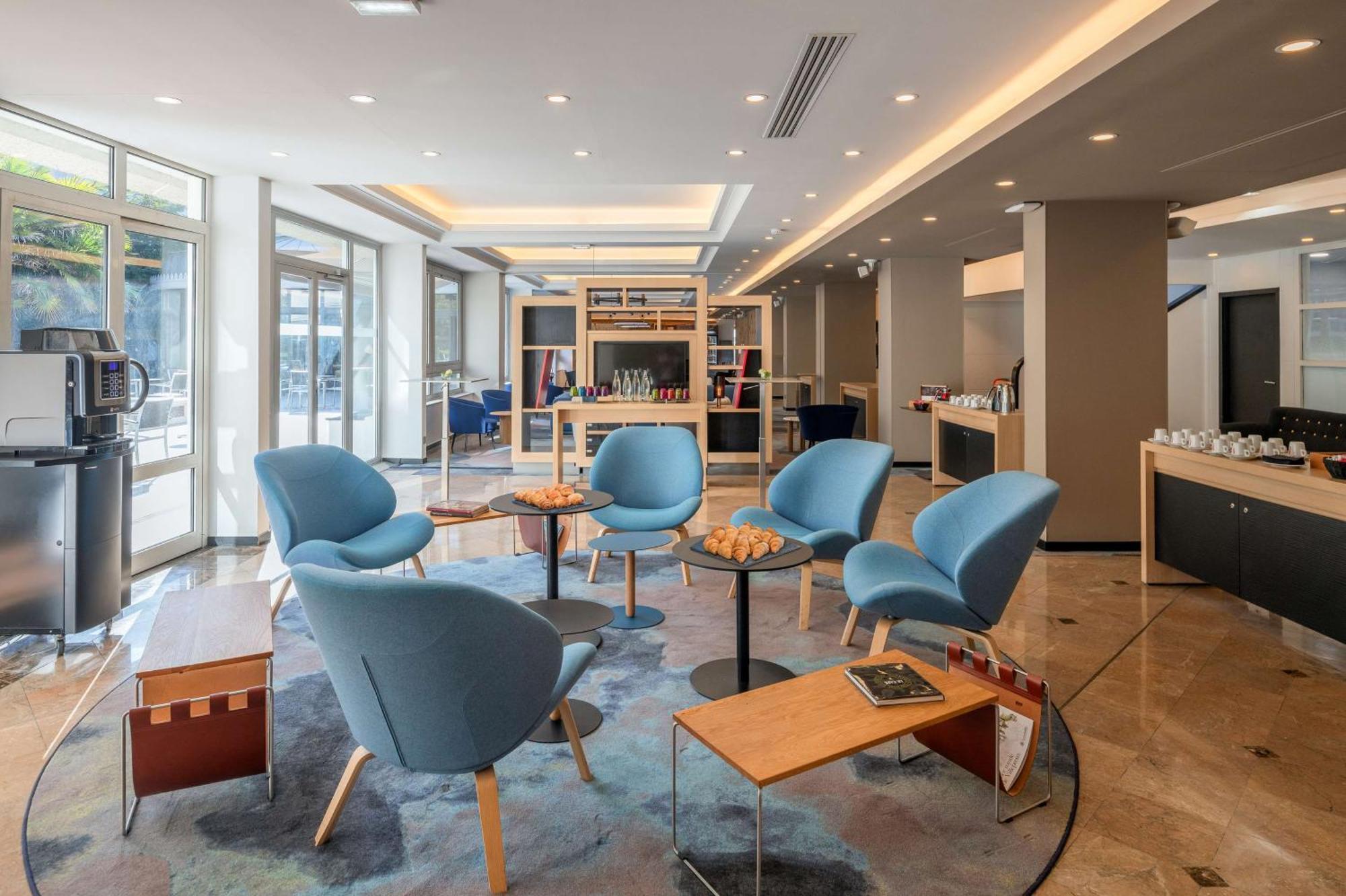 מלון Doubletree By Hilton Paris Bougival מראה חיצוני תמונה
