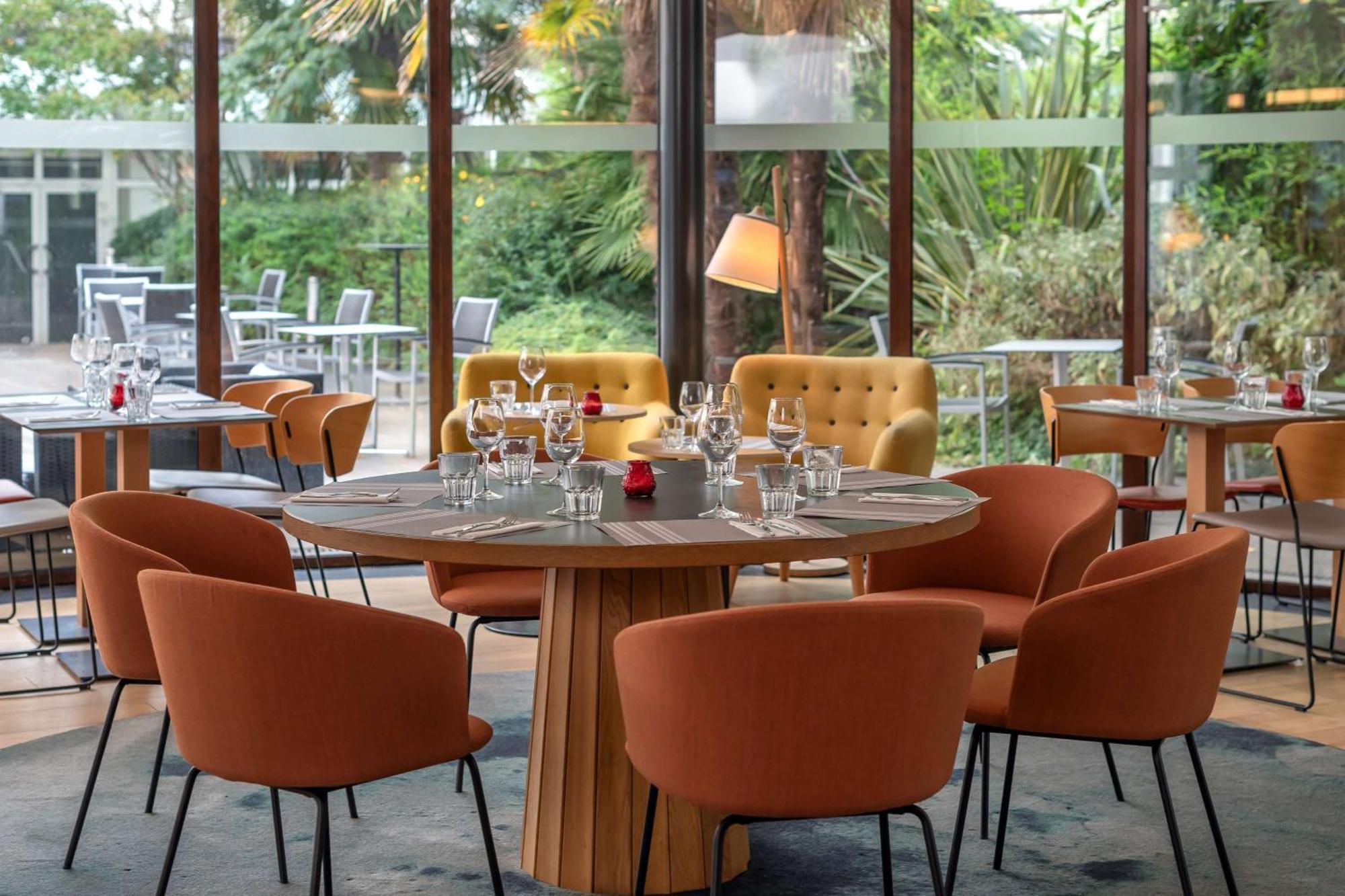 מלון Doubletree By Hilton Paris Bougival מראה חיצוני תמונה