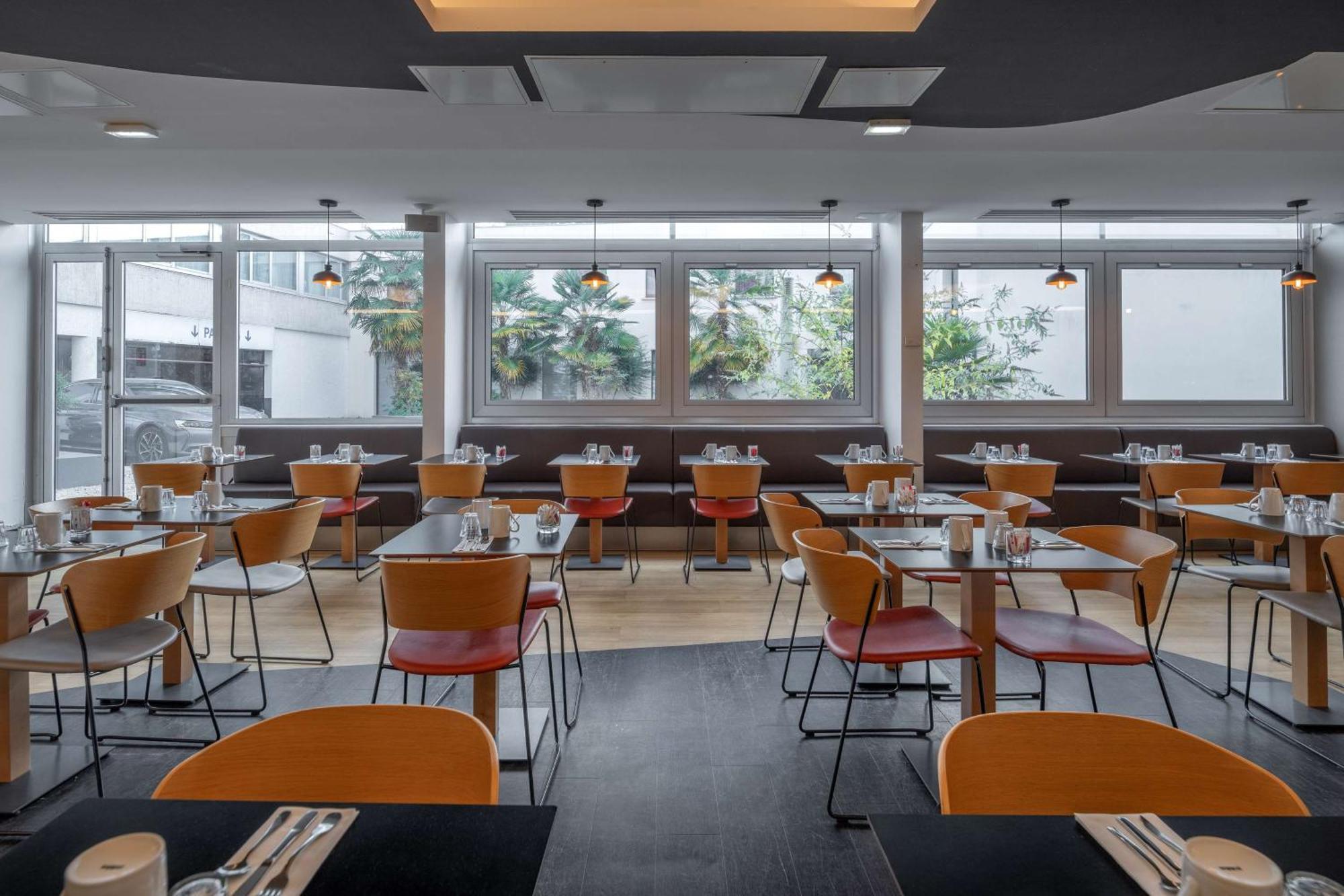 מלון Doubletree By Hilton Paris Bougival מראה חיצוני תמונה
